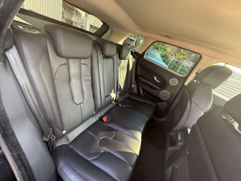 Land Rover Range Rover Evoque 2.2 Range Rover Evoque Pure eD4 4x2 5dr 18