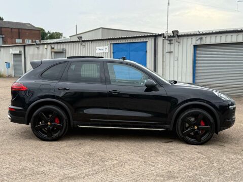 Porsche Cayenne 3.0 Cayenne V6 D Tiptronic S 4WD 5dr 10
