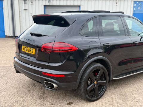 Porsche Cayenne 3.0 Cayenne V6 D Tiptronic S 4WD 5dr 14
