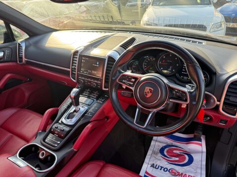 Porsche Cayenne 3.0 Cayenne V6 D Tiptronic S 4WD 5dr 32