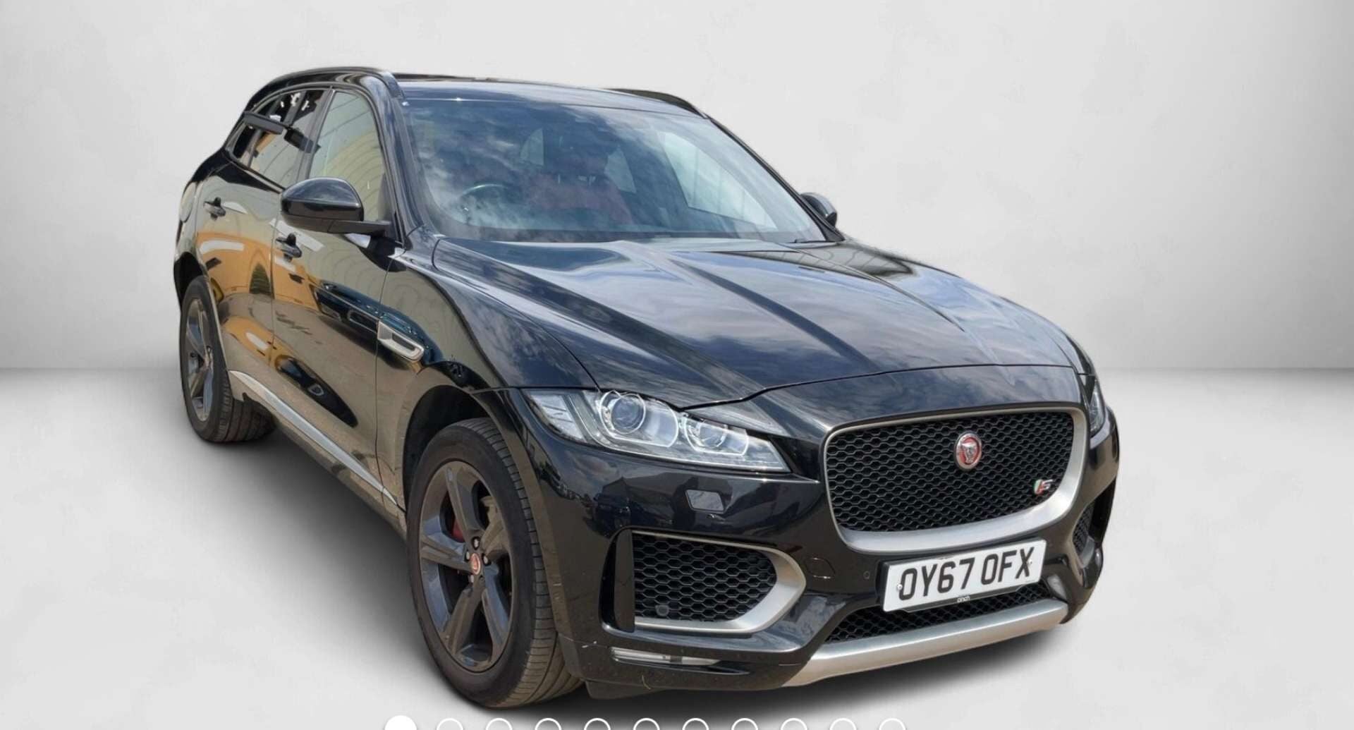 Jaguar F-Pace