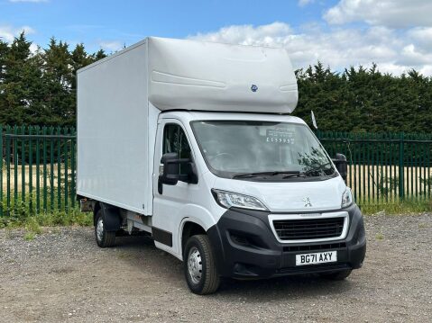 Peugeot Boxer 2.2 BlueHDi 335 Built for Business L4 Euro 6 (s/s) 3dr 9