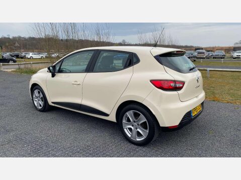 Renault Clio PLAY 16V 21