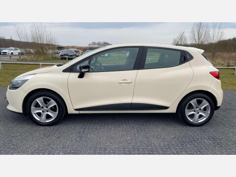 Renault Clio PLAY 16V 23
