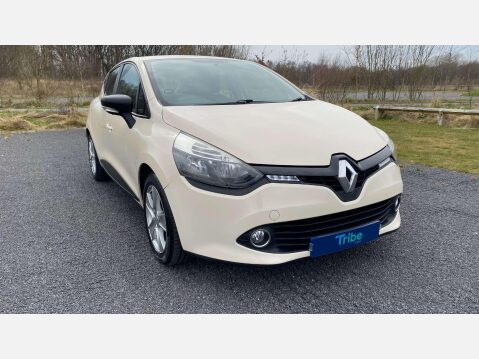 Renault Clio PLAY 16V 15