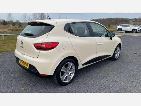 Renault Clio PLAY 16V 17