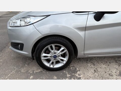 Ford Fiesta ZETEC 15
