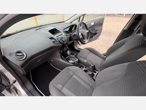 Ford Fiesta ZETEC 24