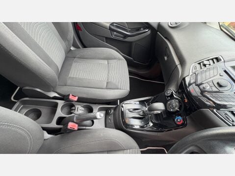 Ford Fiesta ZETEC 31