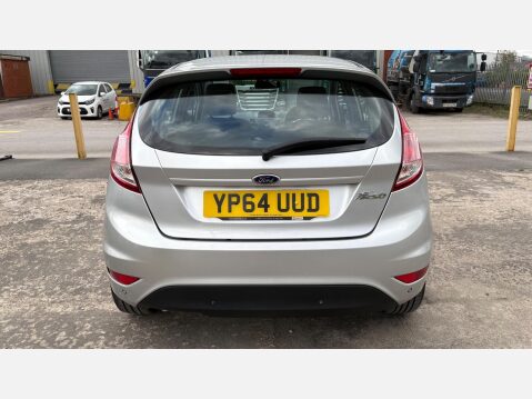 Ford Fiesta ZETEC 10