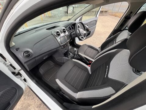 Dacia Sandero Stepway COMFORT TCE 16