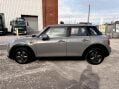 Mini Hatch COOPER D 11
