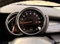 Mini Hatch COOPER D 29