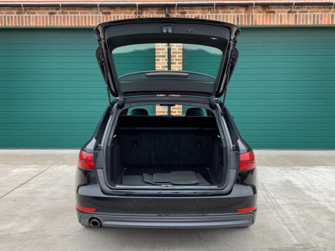 Audi A4 2.0 TDI S line Euro 6 (s/s) 5dr 10