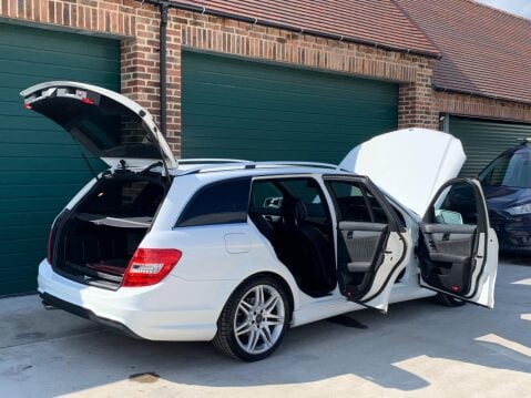 Mercedes-Benz C Class 1.6 C180 BlueEfficiency AMG Sport Plus G-Tronic+ Euro 5 (s/s) 5dr 25