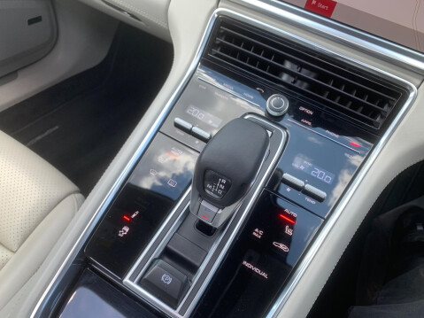 Porsche Panamera 2.9 V6 E-Hybrid 14kWh 4 Saloon PDK 4WD Euro 6 (s/s) 5dr 22