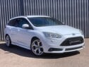 Ford Focus 2.0T EcoBoost ST-3 Euro 5 (s/s) 5dr