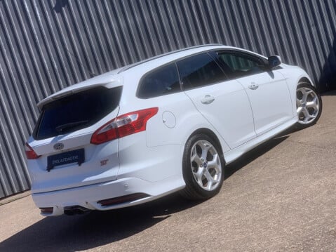 Ford Focus 2.0T EcoBoost ST-3 Euro 5 (s/s) 5dr 60