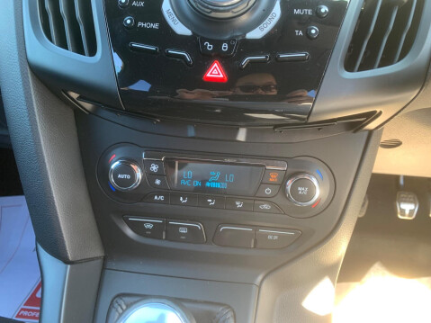 Ford Focus 2.0T EcoBoost ST-3 Euro 5 (s/s) 5dr 22