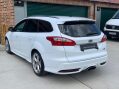 Ford Focus 2.0T EcoBoost ST-3 Euro 5 (s/s) 5dr 44