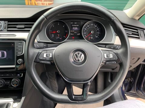 Volkswagen Passat 2.0 TDI BlueMotion Tech GT Euro 6 (s/s) 4dr 5