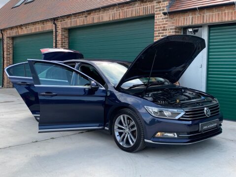 Volkswagen Passat 2.0 TDI BlueMotion Tech GT Euro 6 (s/s) 4dr 28