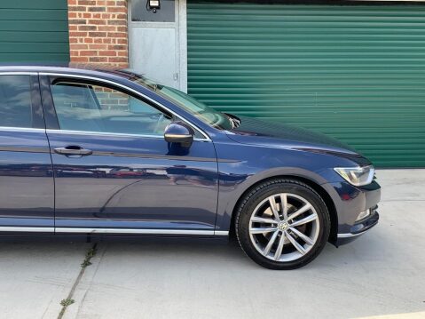 Volkswagen Passat 2.0 TDI BlueMotion Tech GT Euro 6 (s/s) 4dr 33