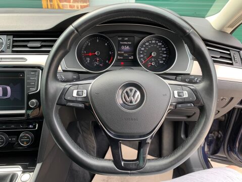 Volkswagen Passat 2.0 TDI BlueMotion Tech GT Euro 6 (s/s) 4dr 5