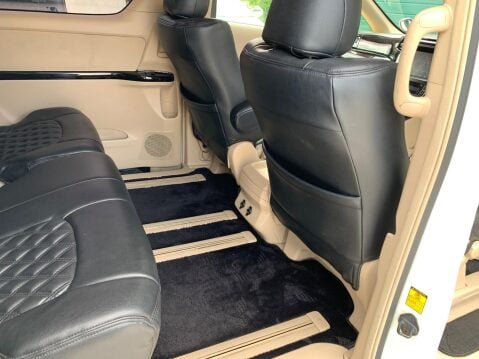 Toyota Alphard 2.4 Petrol 8 Seater ULEZ Compliant 6