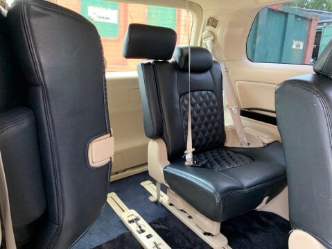Toyota Alphard 2.4 Petrol 8 Seater ULEZ Compliant 7
