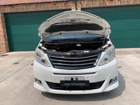 Toyota Alphard 2.4 Petrol 8 Seater ULEZ Compliant 13