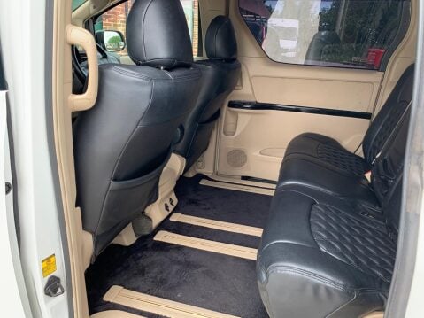 Toyota Alphard 2.4 Petrol 8 Seater ULEZ Compliant 20
