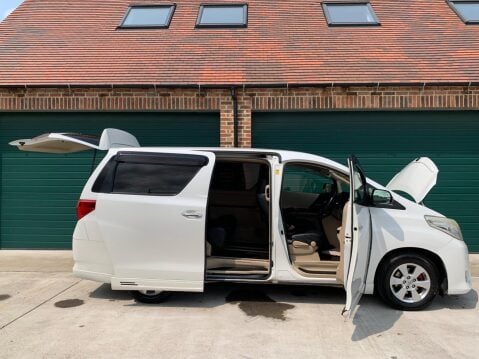 Toyota Alphard 2.4 Petrol 8 Seater ULEZ Compliant 33