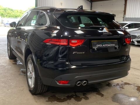 Jaguar F-Pace 2.0 D180 Prestige Auto AWD Euro 6 (s/s) 5dr 2