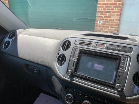 Volkswagen Tiguan 2.0 TDI BlueMotion Tech Match 4WD Euro 6 (s/s) 5dr 19