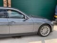 BMW 3 Series 3.0 330d Luxury Touring Auto Euro 5 (s/s) 5dr 52