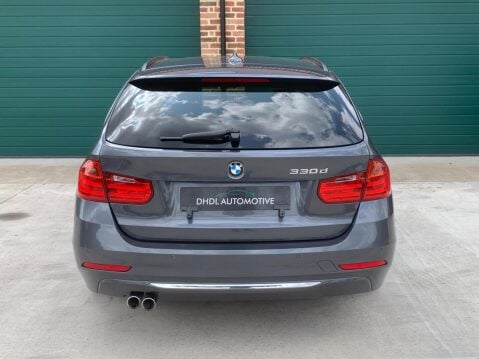 BMW 3 Series 3.0 330d Luxury Touring Auto Euro 5 (s/s) 5dr 47