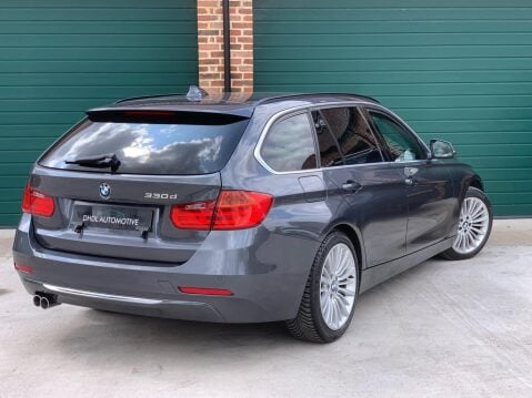 BMW 3 Series 3.0 330d Luxury Touring Auto Euro 5 (s/s) 5dr 62