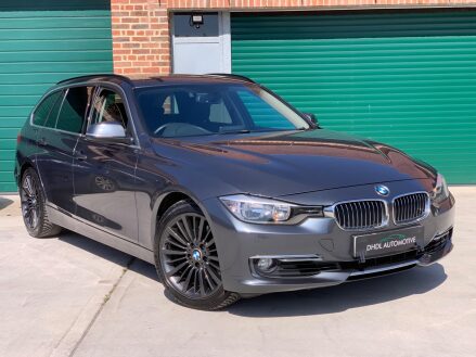 BMW 3 Series 3.0 330d Luxury Touring Auto Euro 5 (s/s) 5dr