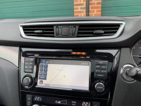 Nissan Qashqai 1.5 dCi Tekna Euro 6 (s/s) 5dr 25