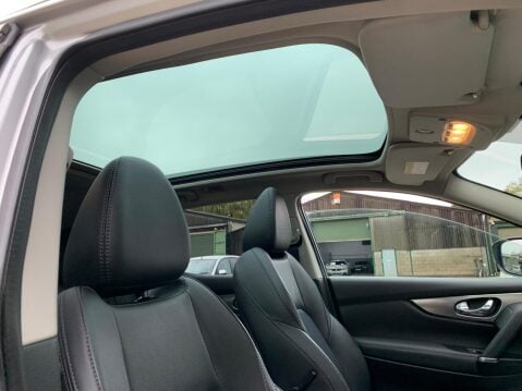Nissan Qashqai 1.5 dCi Tekna Euro 6 (s/s) 5dr 19