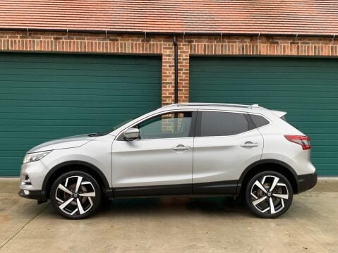 Nissan Qashqai 1.5 dCi Tekna Euro 6 (s/s) 5dr 37