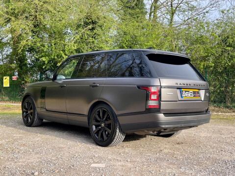 Land Rover Range Rover 3.0 TD V6 Autobiography Auto 4WD Euro 6 (s/s) 5dr 4