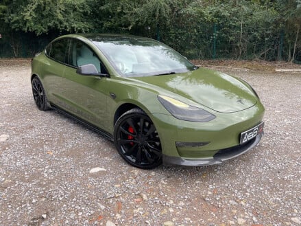 Tesla Model 3 (Dual Motor) Performance Auto 4WDE 4dr (Performance Upgrade)
