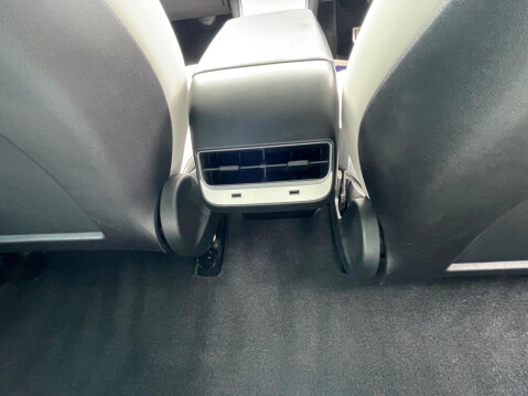 Tesla Model 3 (Dual Motor) Performance Auto 4WDE 4dr (Performance Upgrade) 40
