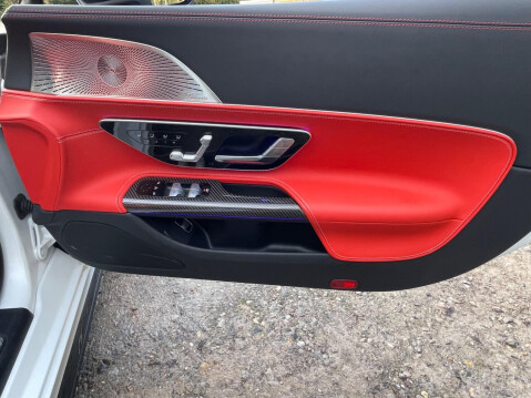 Mercedes-Benz SL Series 4.0 SL63 V8 BiTurbo AMG Performance SpdS MCT 4MATIC+ Euro 6 (s/s) 2dr 12