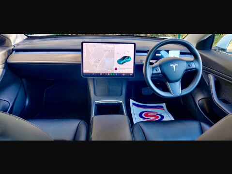 Tesla Model 3 Standard Range Plus Auto RWD 4dr 8