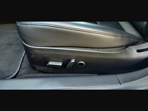Tesla Model 3 Standard Range Plus Auto RWD 4dr 28