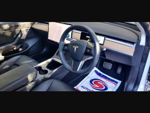 Tesla Model 3 Standard Range Plus Auto RWD 4dr 10