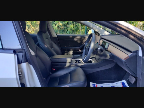 Tesla Model 3 Standard Range Plus Auto RWD 4dr 27